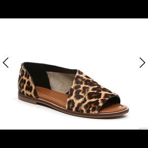 CROWN VINTAGE | Open Leopard Calf Hair Pavletta Flats/Sandals Sz 7